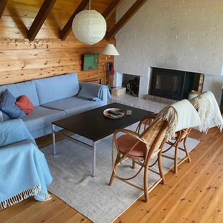 Cozy Summer House In The First Row To The Water,