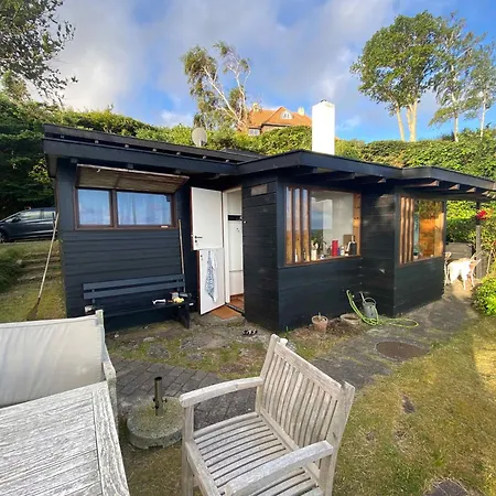 Cozy Summer House In The First Row To The Water,